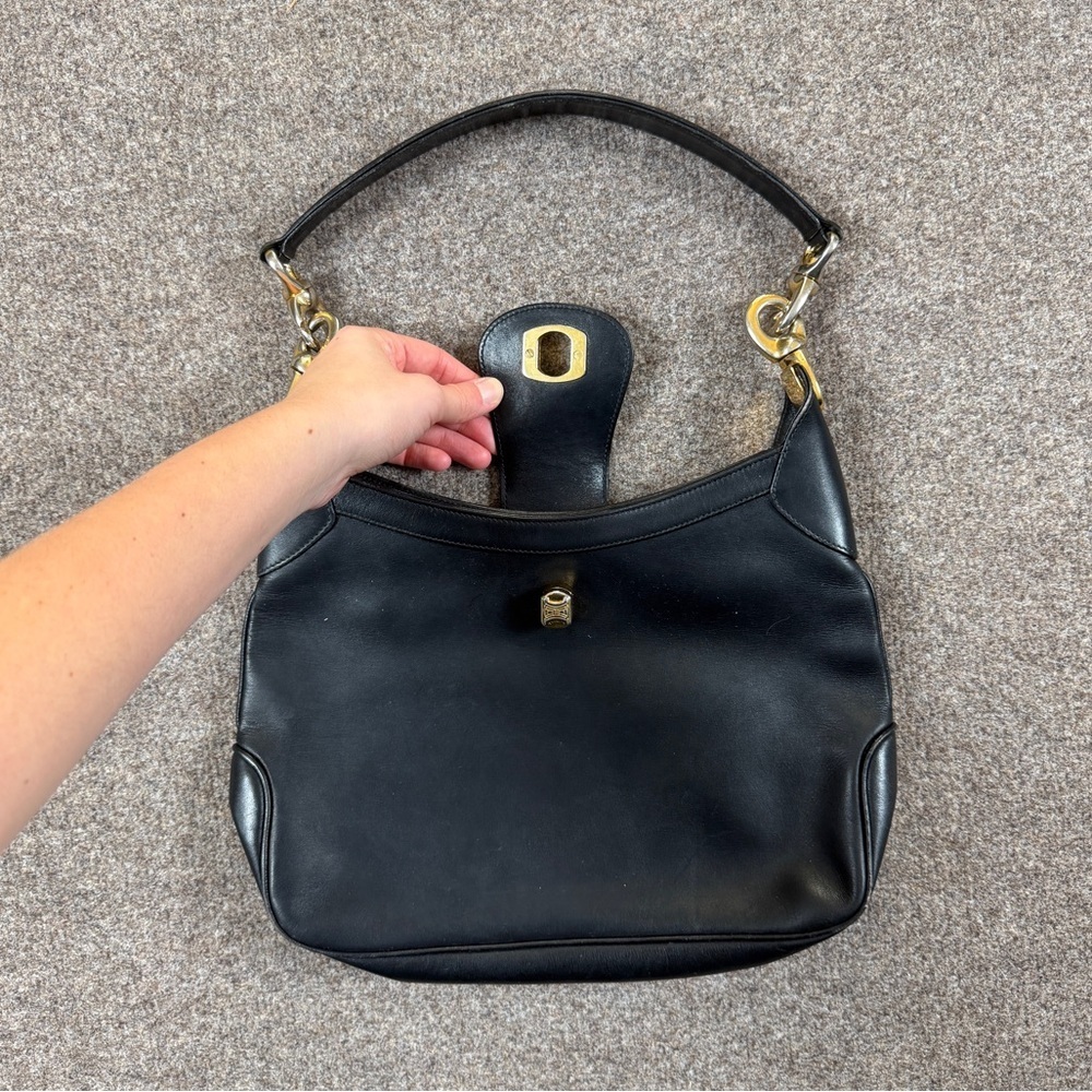 Vintage 80s Celine Black Smooth Leather Hobo Shoulder Bag Gold-Toned Hardware - Picture 4 of 16